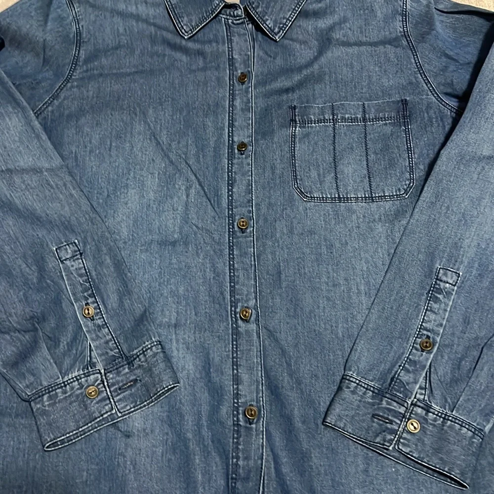 J. Jill denim button down M - Picture 3 of 6